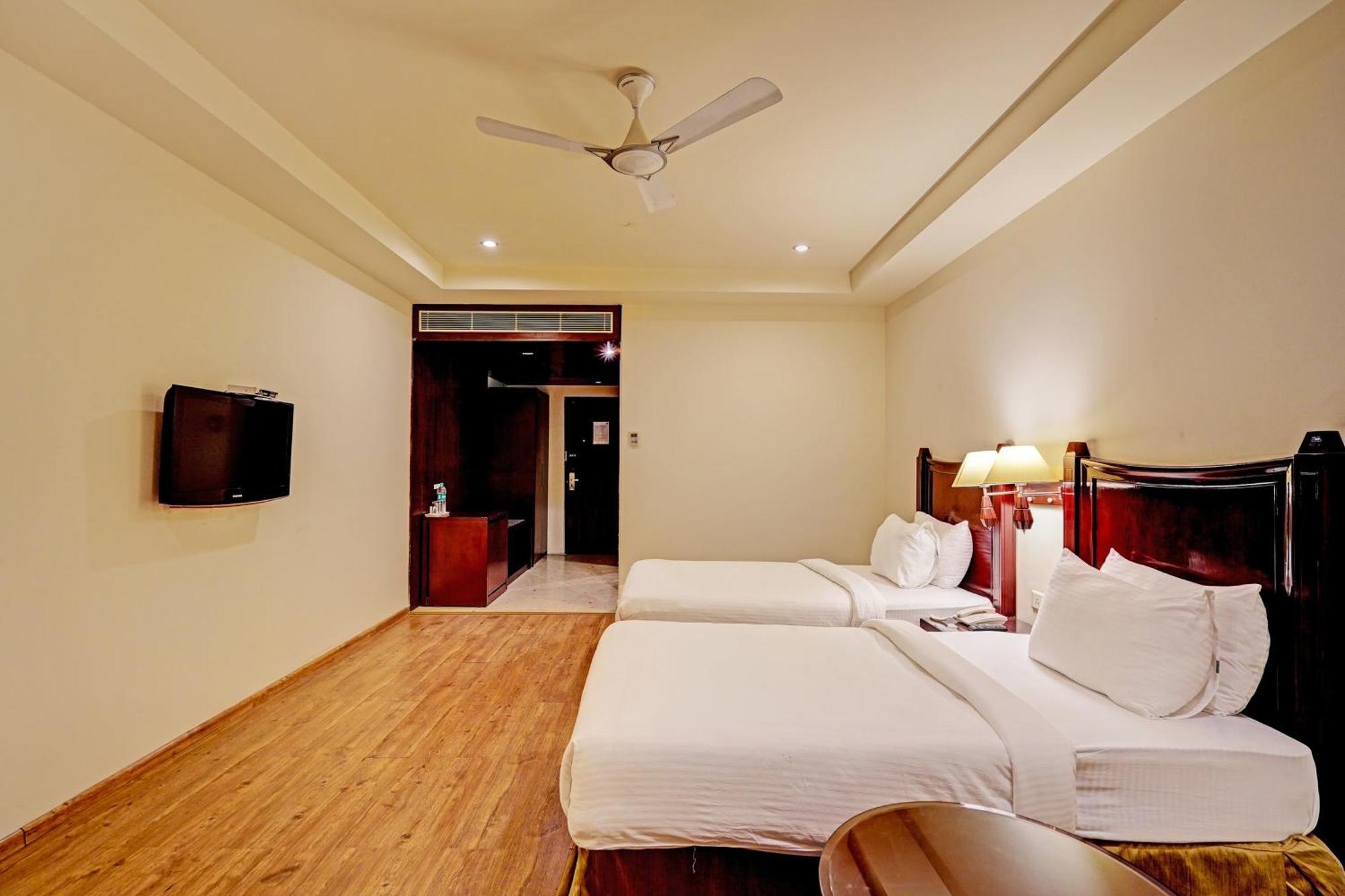 Hight Tej Palace Near Igi Airport Delhi Hotel